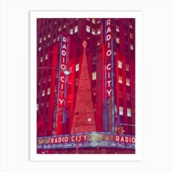Radio City Hall In Christmas, New York Art Print